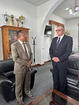 Sur la rencontre de l’Ambassadeur de Russie à Madagascar S.E.M. Andrey Andreev avec S.E.M. Lala Monja Delphin Sahivelo, Ministre des Forces Armées de la République de Madagascar