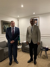 Rencontre de l’Ambassadeur de Russie Andrey Andreev avec le Ministre des Affaires étrangères de la République de Madagascar Richard Randriamandrato