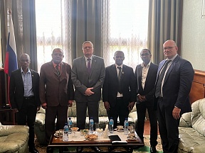 Sur la rencontre de l’Ambassadeur de Russie à Madagascar S.E.M. Andrey Andreev avec les représentants du Groupe d'amitié avec la Russie de l'Assemblée nationale de Madagascar